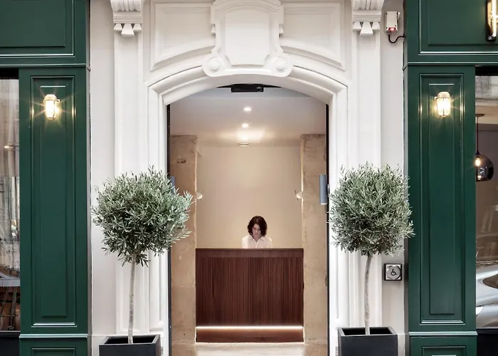 New Le VoltaireHotel Parijs